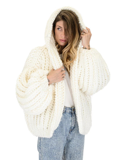 Cardigan à Capuche Tricoté à la Main – Luxrai