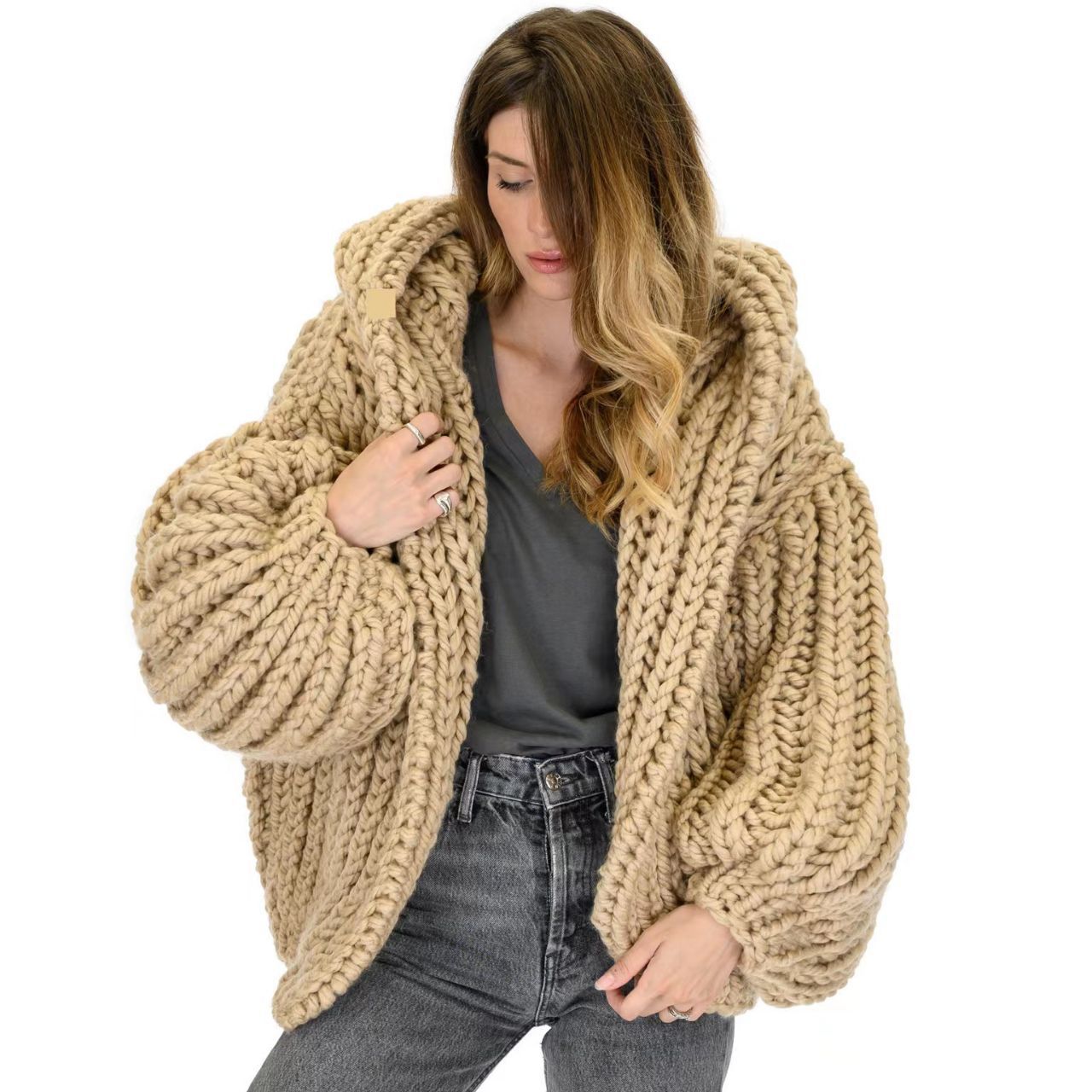 Cardigan à Capuche Tricoté à la Main – Luxrai